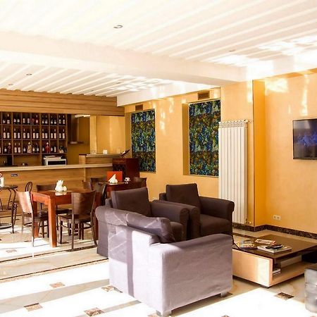 Hotel Feri Tbilisi ภายนอก รูปภาพ