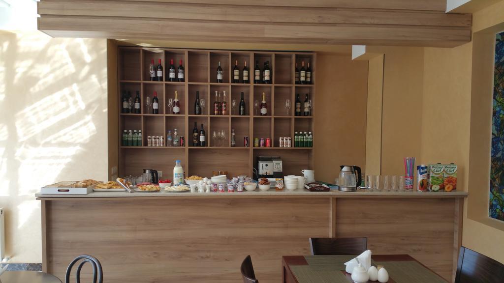Hotel Feri Tbilisi ภายนอก รูปภาพ