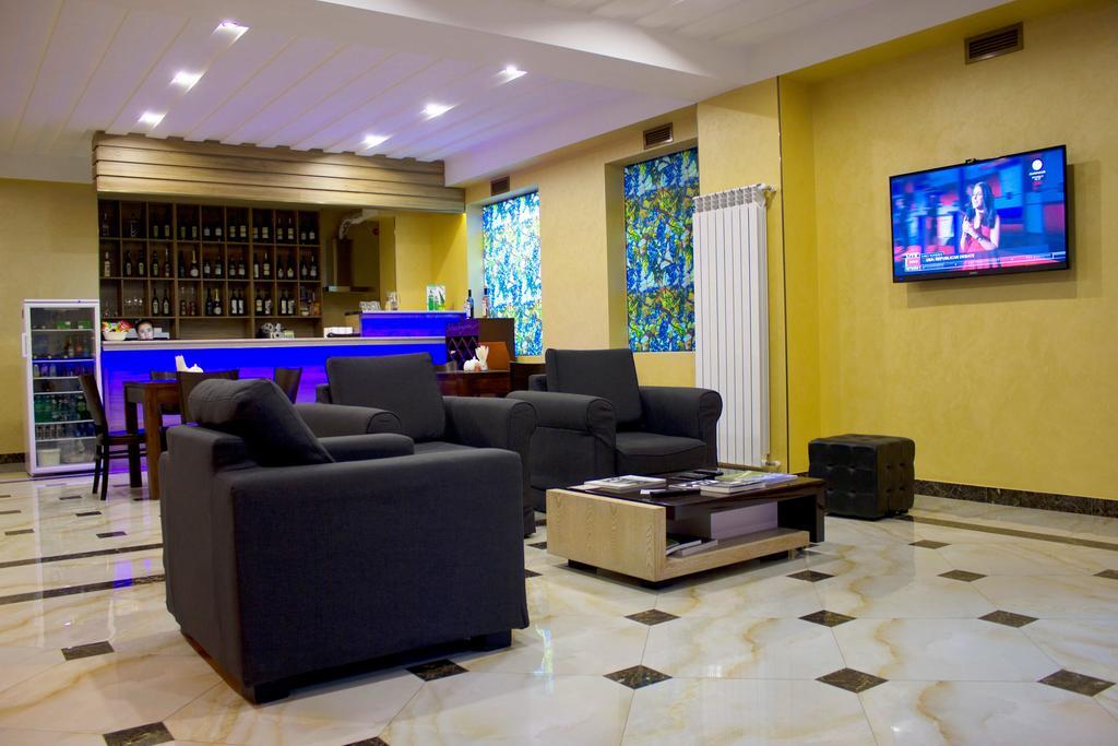Hotel Feri Tbilisi ภายนอก รูปภาพ